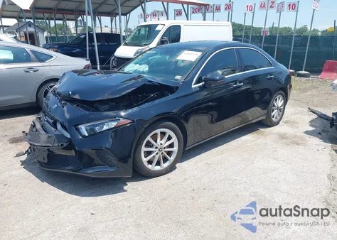 2019 Mercedes-Benz A 220 из США, поврежденный, VIN WDD3G4EB8KW034753